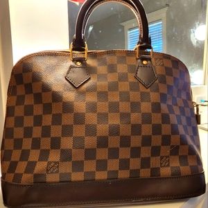 AUTHENTIC LOUIS  VUITTON